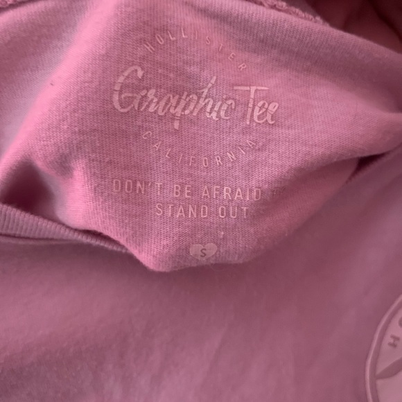 Pink Hollister Graphic long sleeve - Picture 2 of 2